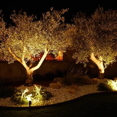 The By The River Tatil Evi