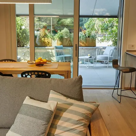 The By The River Tatil Evi