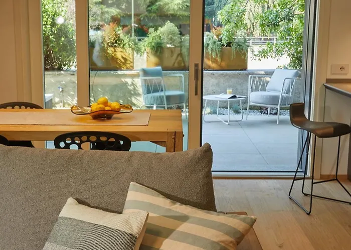 The By The River Tatil Evi
